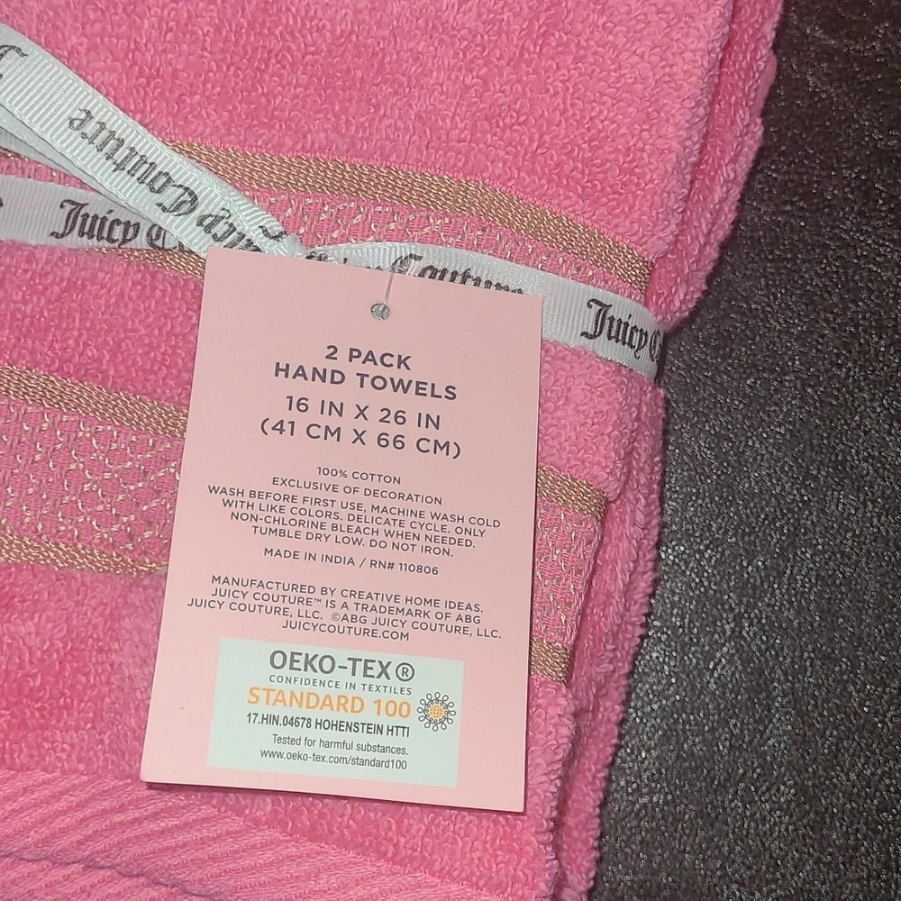 💕NWT 3pc Juicy Couture Pink Towel Set